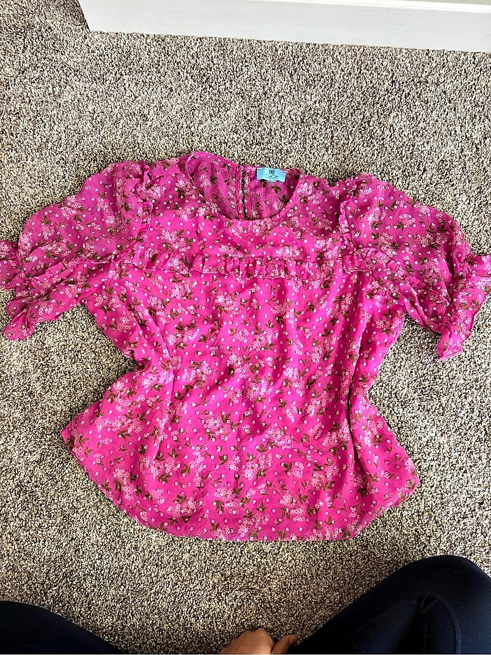 CeCe Floral Blouse in Pink Like New